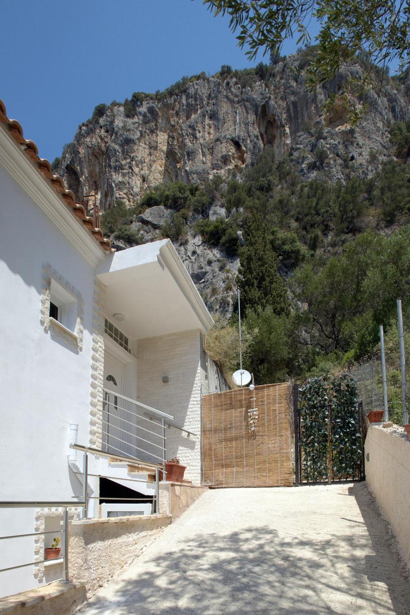 V&D Paleokastritsa Apartments Lákones エクステリア 写真
